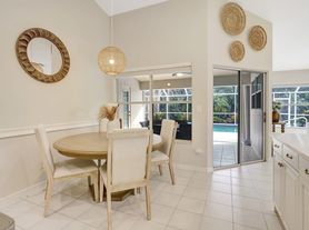 6726 Sloane Pl, Naples, FL