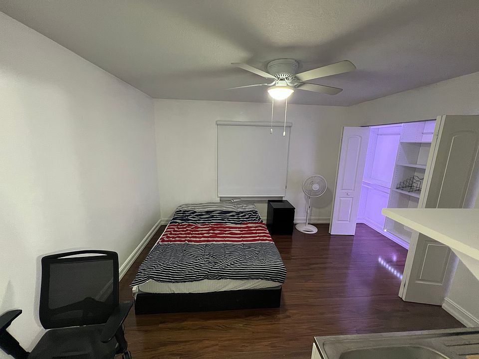 1st image of 18012 NW 40th Ct