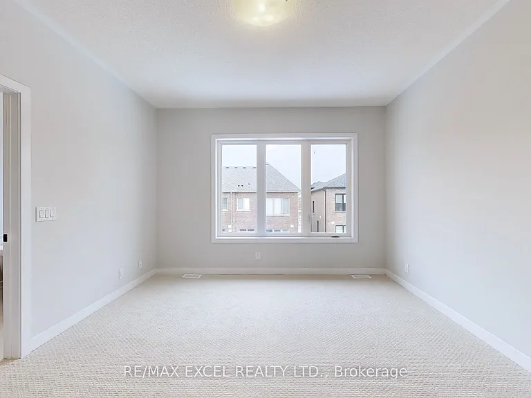 52 Harvey Bunker Cres — Photo 8