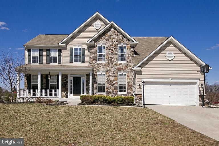 1st image of 136 Cedar Mountain Dr