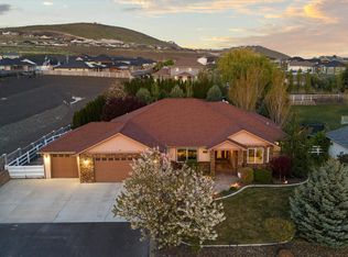 3821 N Clover Rd, Kennewick, WA 99338