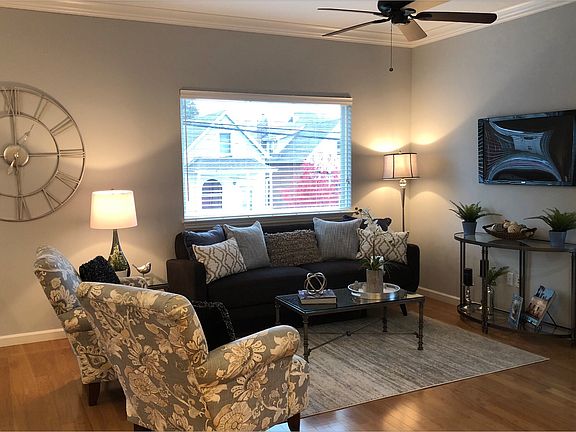 3rd image of 5636 S Magnolia Ave
