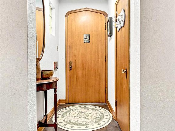 5th image of 2889 Raleigh Street
