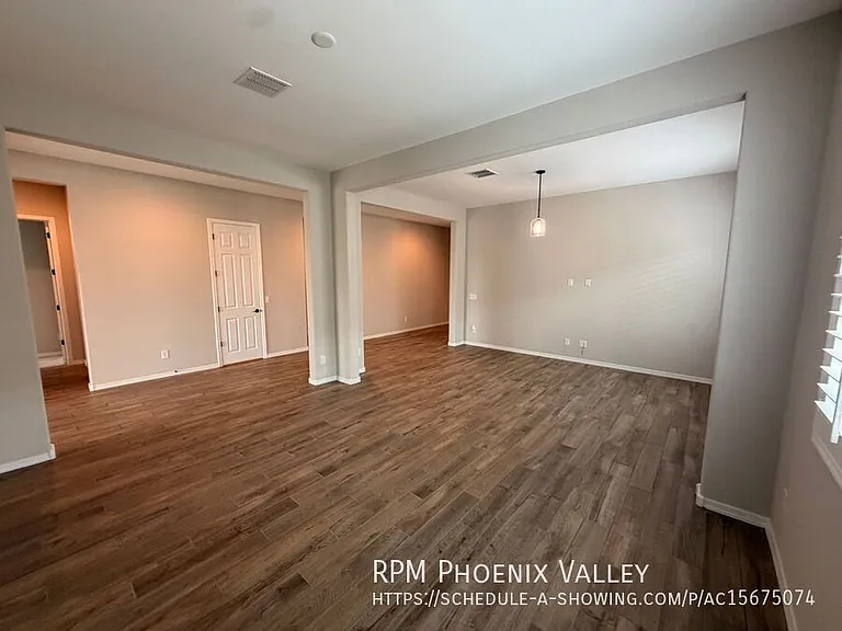 5151 N 181st Dr — Photo 10