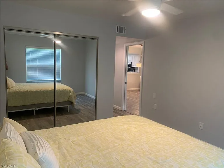 8715 Charter Club Cir #4 — Photo 15