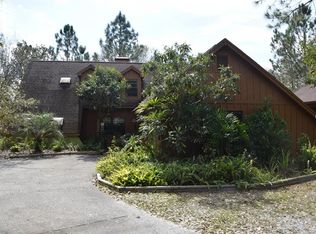 1507 Newberger Rd, Lutz, FL 33549