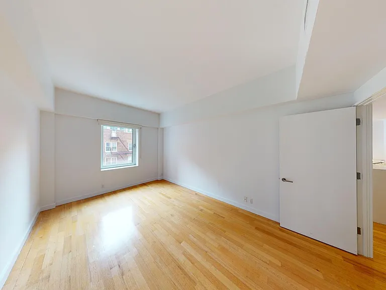 14 W 14th St #3C — Photo 7