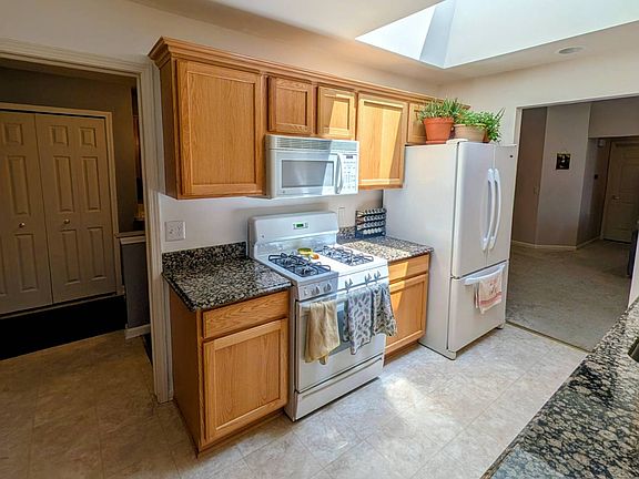 2nd image of 30592 Lynn Ct #49