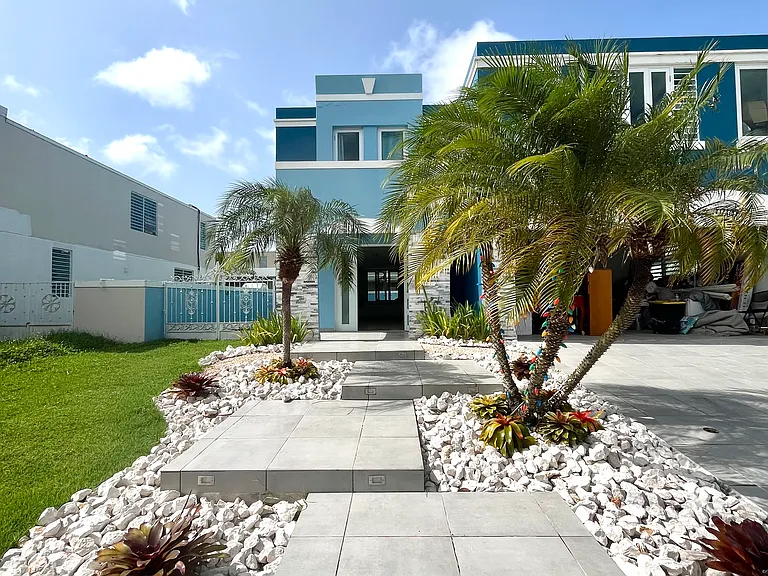 1414 Marbella — Photo 4
