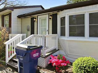18629 Amidon Ave #101, Triangle, VA 22172