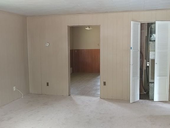 2nd image of 2038 N Parker Ave