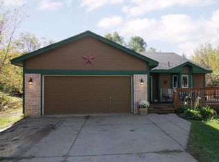 1050 227th Ave NW, Oak Grove, MN 55005