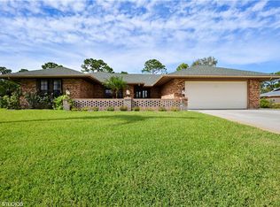 2020 SE Elmhurst Rd, Port Saint Lucie, FL 34952