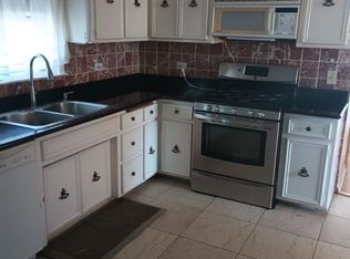 2320 Oakton St #2, Park Ridge, IL 60068