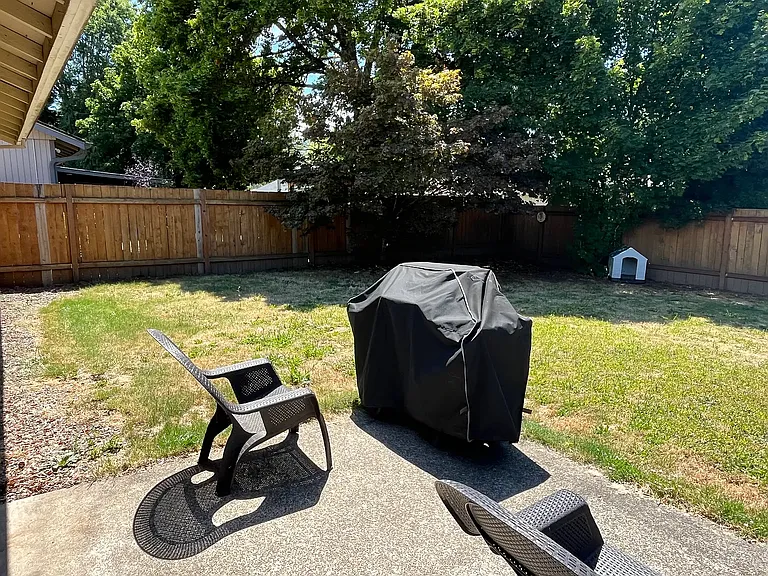 1533 Clydesdale Dr SE — Photo 10
