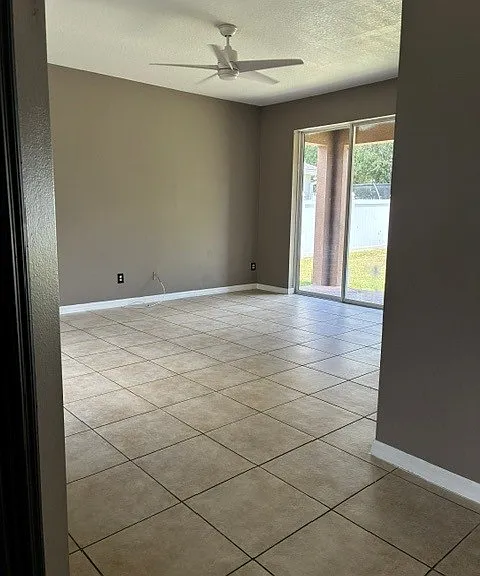 2164 Continental St — Photo 5