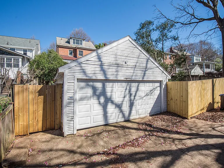 3420 Patterson St NW — Photo 41