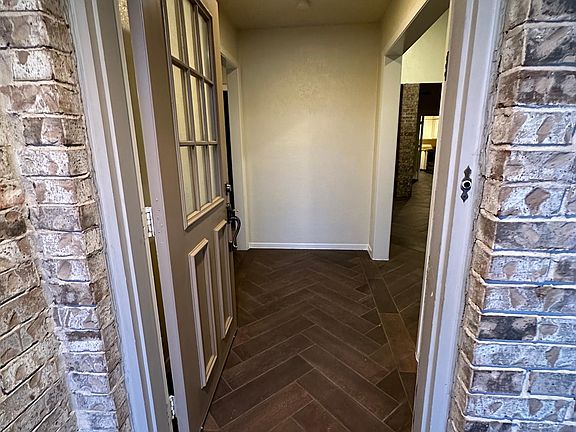 2nd image of 3303 Lanarc Dr