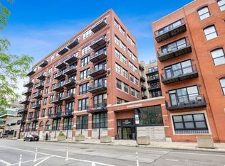 226 N Clinton St APT 524, Chicago, IL 60661