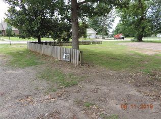 405 Church Ave, Mulberry, AR 72947