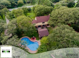 3211 Montecito Dr, Denton, TX 76205