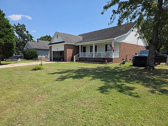 2nd image of 125 Congaree Dr