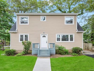 123 Patchogue Avenue, Mastic, NY, 11950