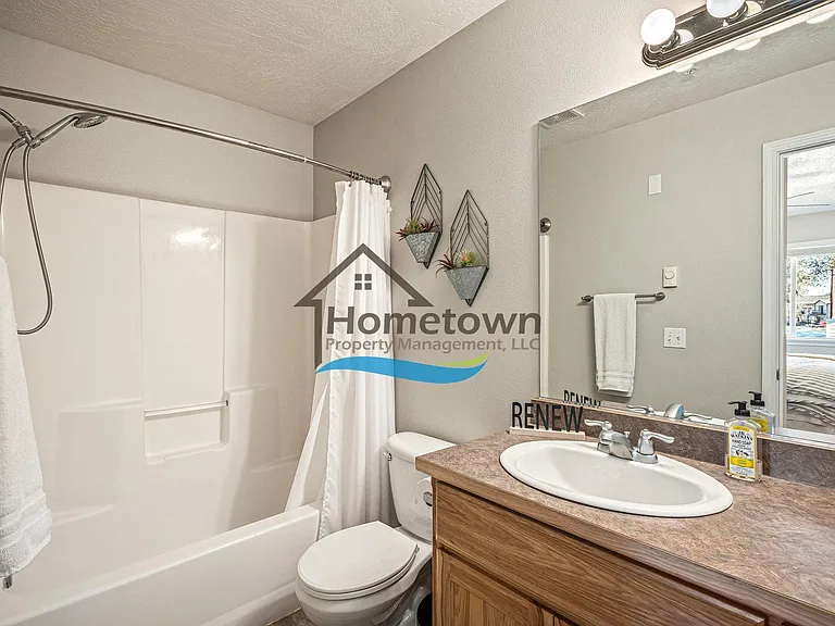 723 E Whispering Pines Ln #19 — Photo 9