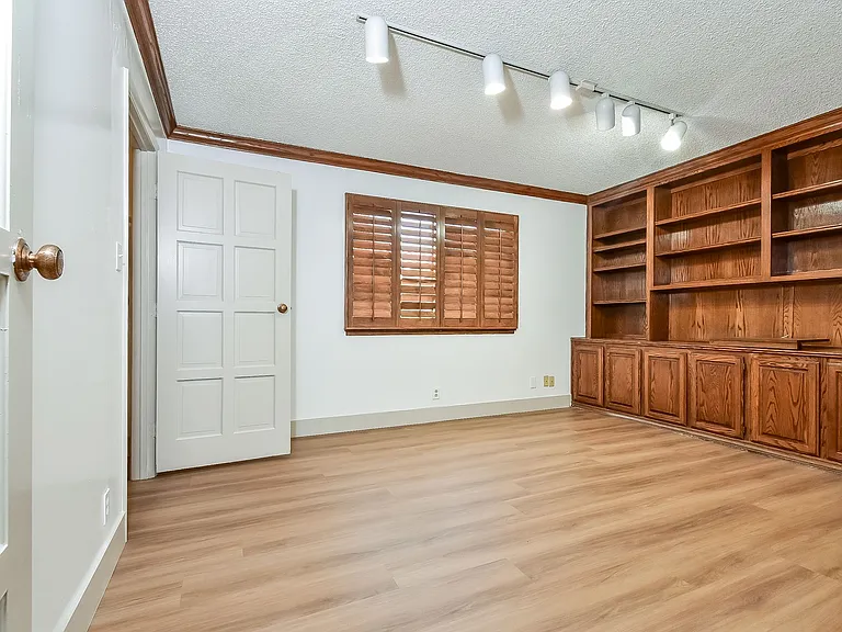 2413 Plaza Del Grande — Photo 25