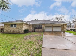 705 Dunwick Ln, Pasadena, TX 77502