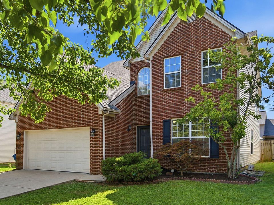 1st image of 597 Hopewell Park