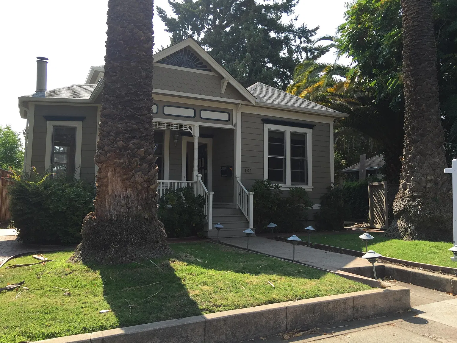 5 bed, 2250 sqft, $7,395 — Photo 1