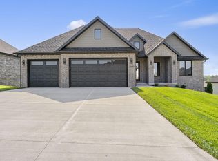 1632 Marlowe Ave, Springfield, MO 65802