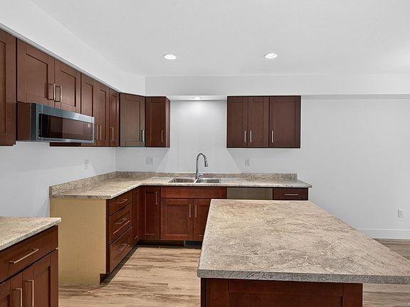 5th image of 2899 River Rd #113