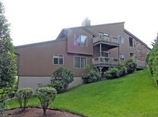 21 Paris Cir, West Orange, NJ 07052