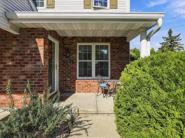 3043 Bradbury Rd, Madison, WI 53719