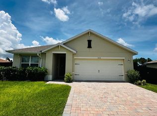 3006 NE 7th Pl, Cape Coral, FL 33909