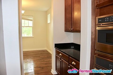 4th image of 6045 Archer Ln N