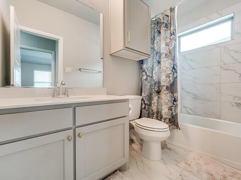 13474 Chalet Ave — Photo 24