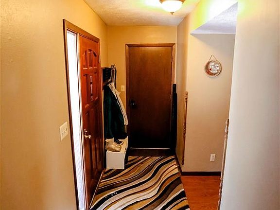 4th image of 2401 Apache Dr