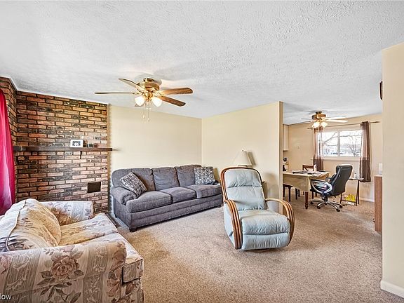 4th image of 12872-76 Fountain Ct