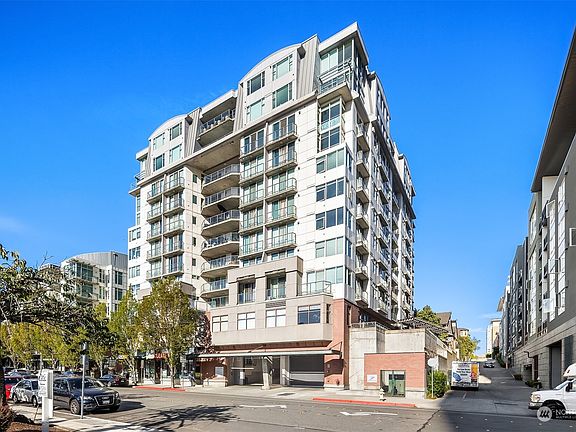 2nd image of 1100 106th Avenue NE #805