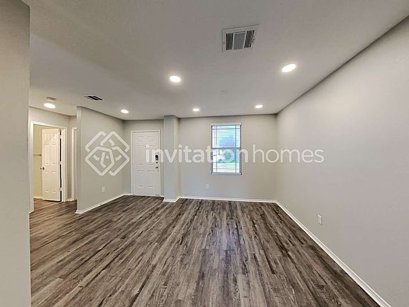5th image of 1503 Honey Bee Ln