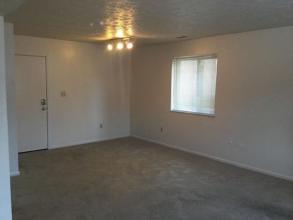 3rd image of 31 E 12th Ave #2C