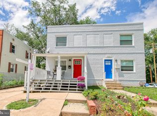 3003 16th Rd S, Arlington, VA 22204