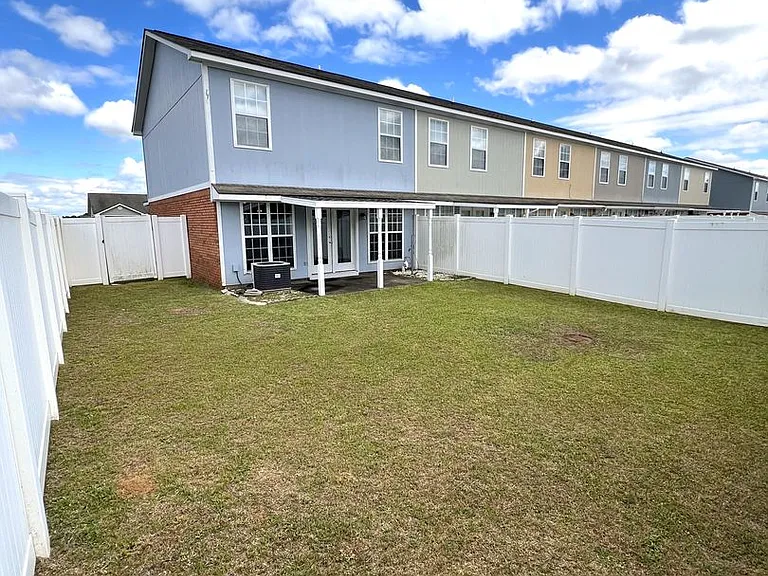 183 Concord Ave — Photo 11