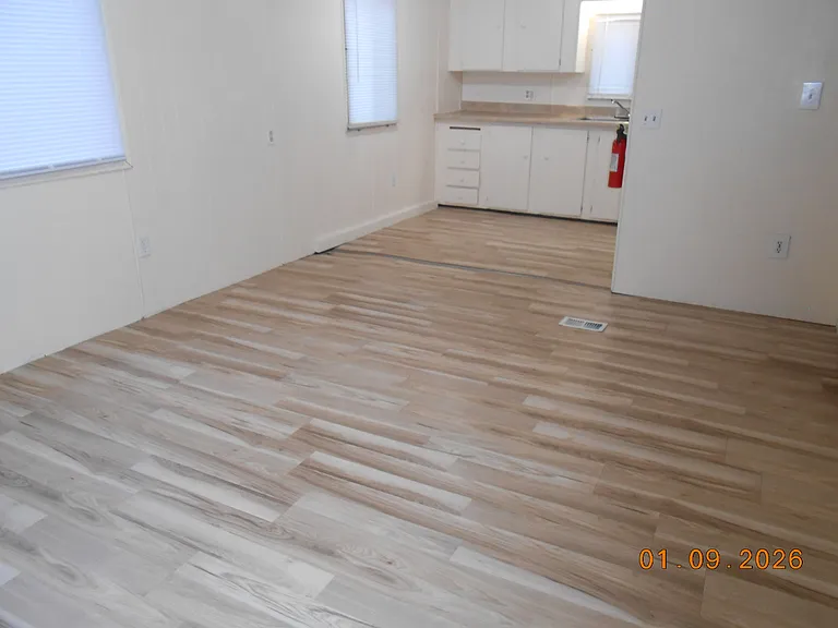 430 N C St #9 — Photo 11