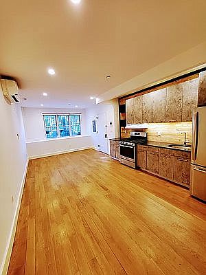 1st image of 826 Saint Johns Pl #A