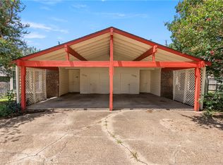 2908 Forest Bnd, Bryan, TX 77801