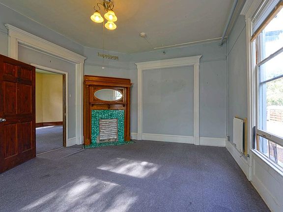 5th image of 1127 12th St